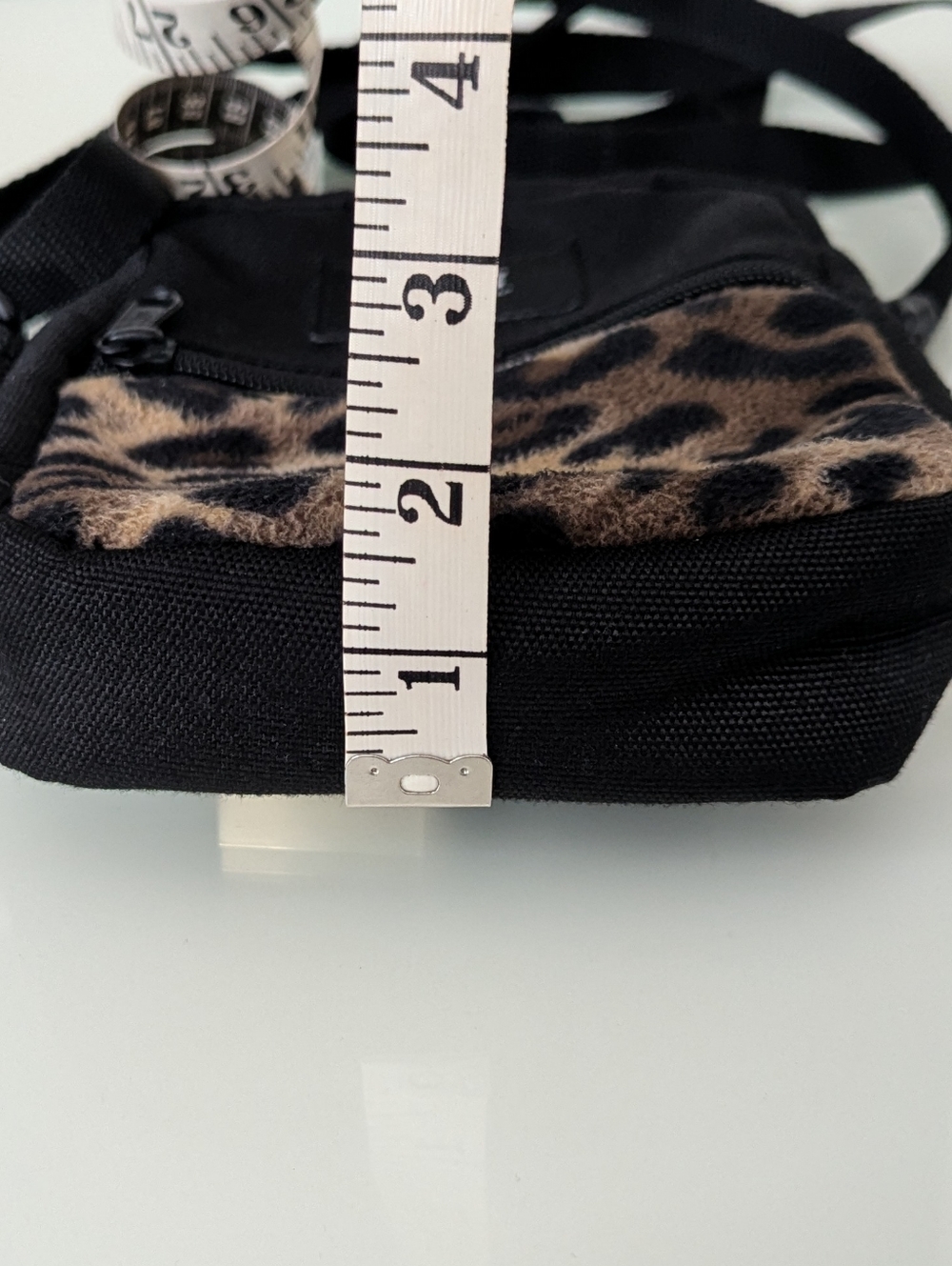 Vans Bail Leopard Print Crossbody Bag - Picture 5 of 10